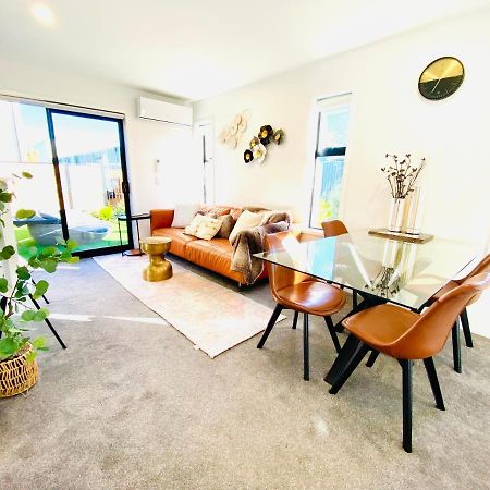 Christchurch Cbd Luxury Townhouse ภายนอก รูปภาพ