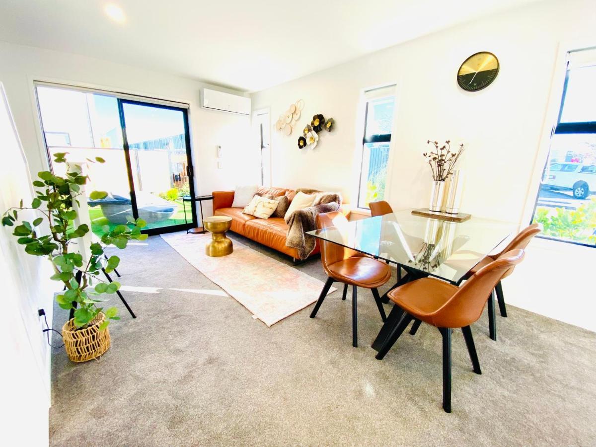 Christchurch Cbd Luxury Townhouse ภายนอก รูปภาพ