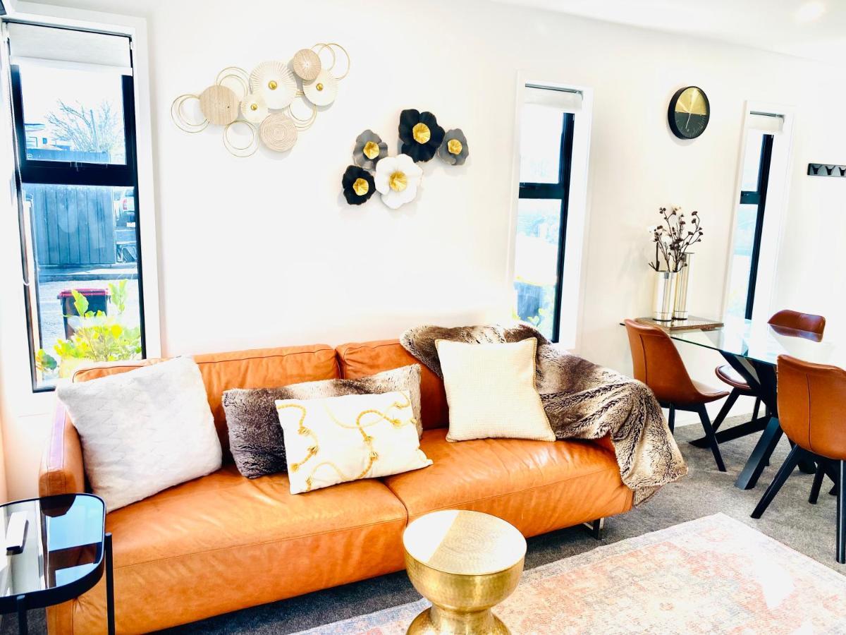 Christchurch Cbd Luxury Townhouse ภายนอก รูปภาพ