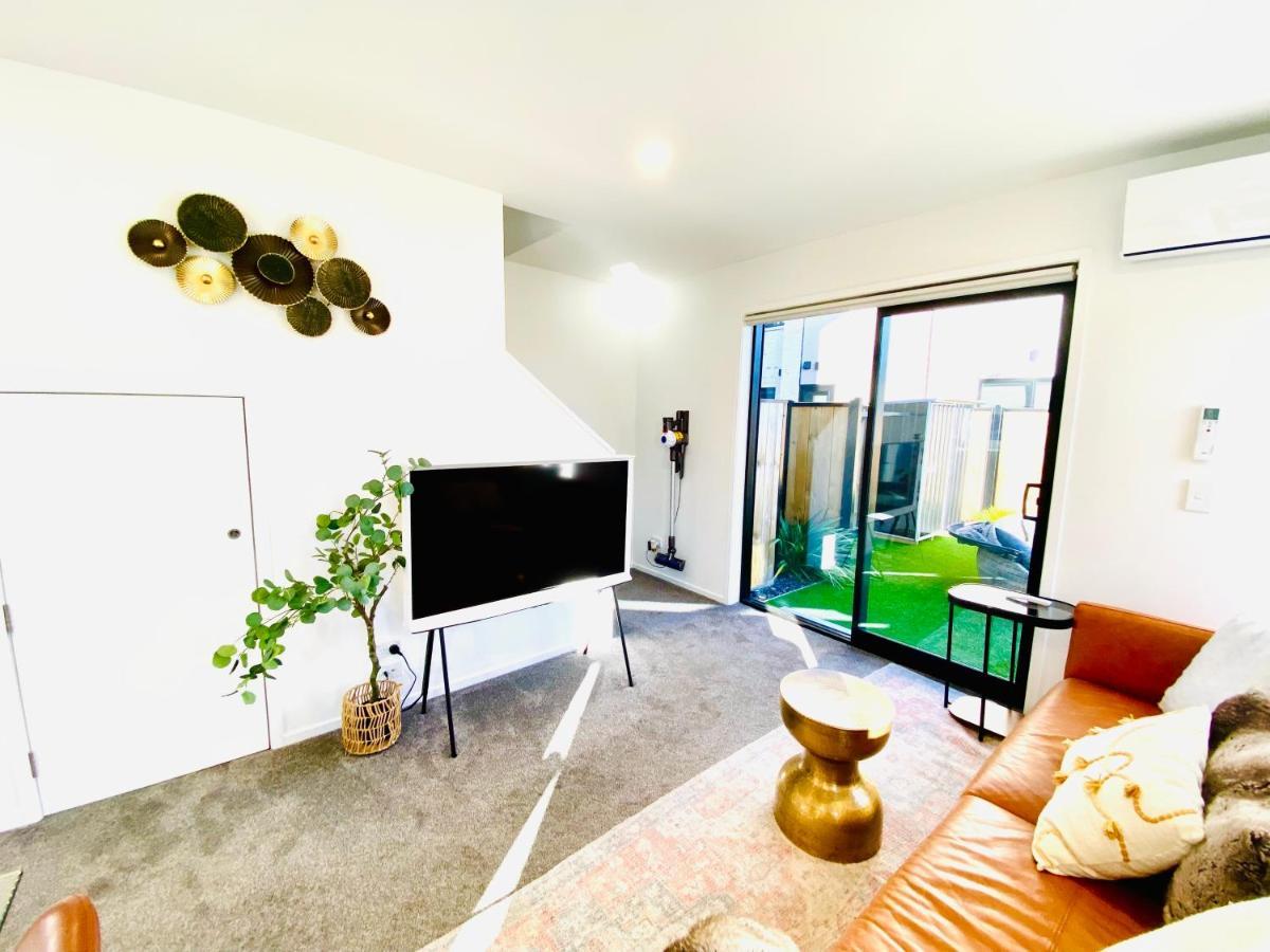 Christchurch Cbd Luxury Townhouse ภายนอก รูปภาพ