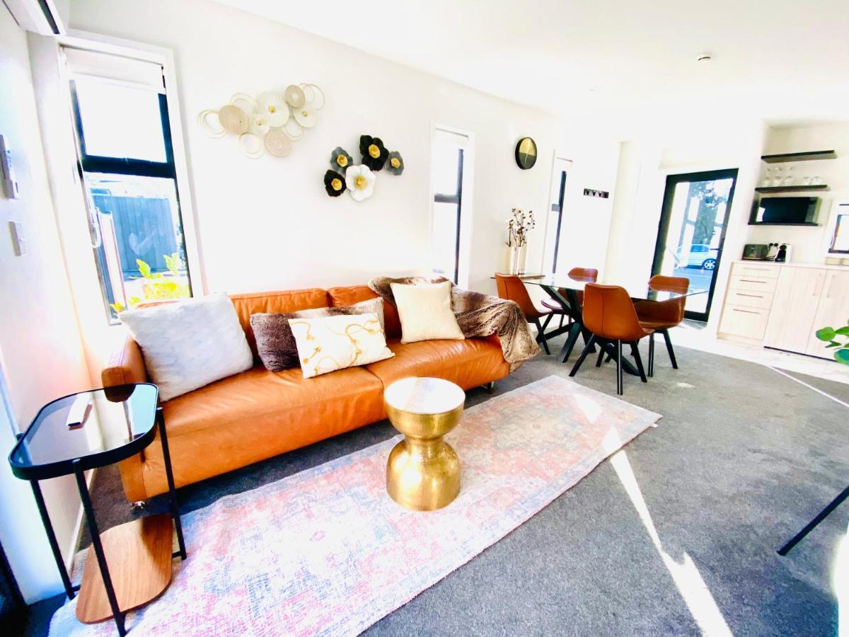 Christchurch Cbd Luxury Townhouse ภายนอก รูปภาพ