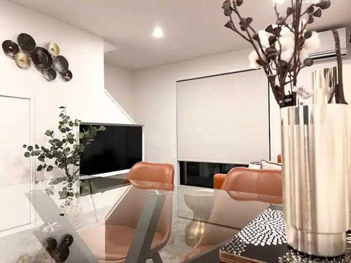 Christchurch Cbd Luxury Townhouse ภายนอก รูปภาพ